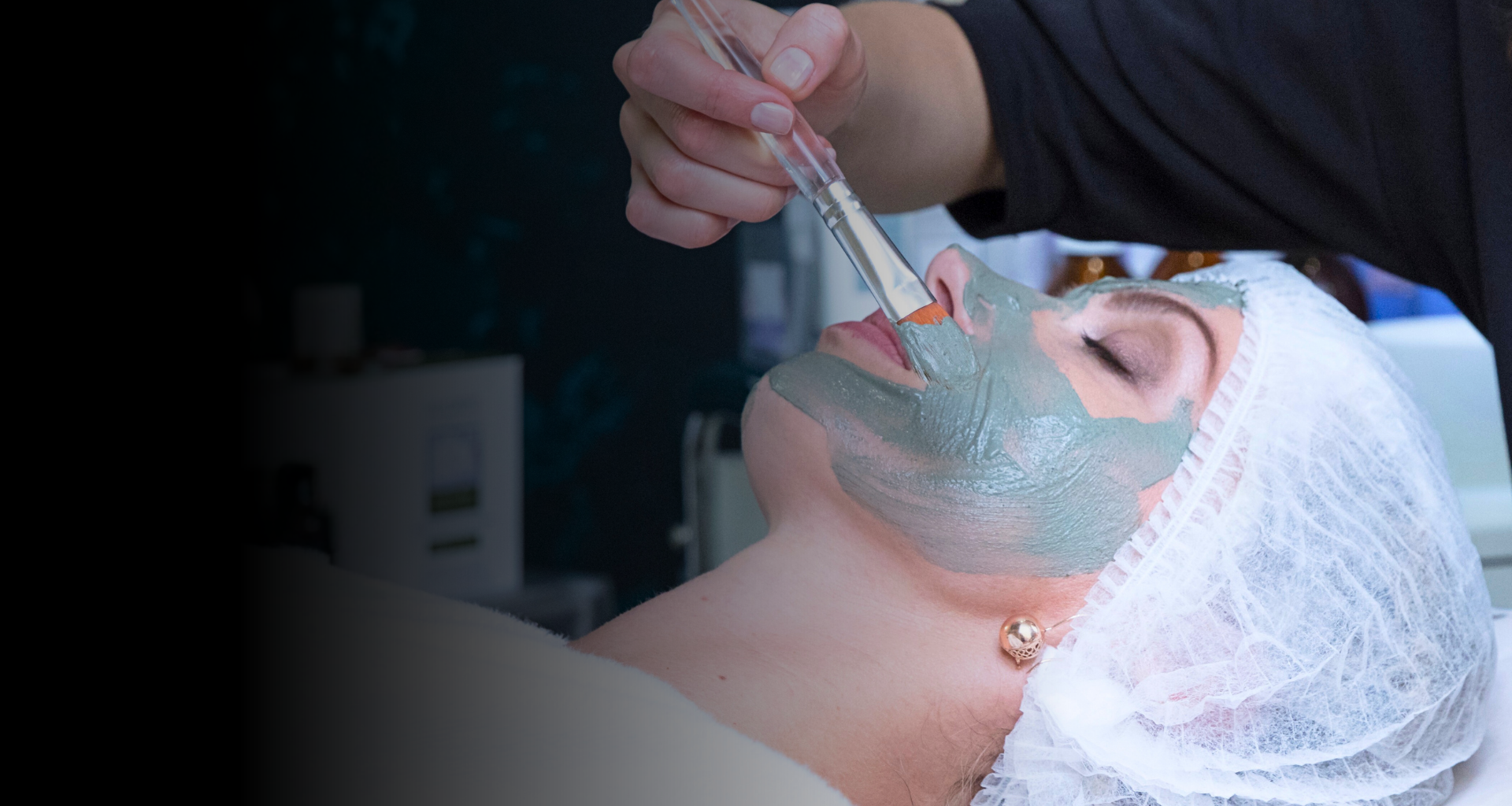 Eleve seus serviços e encante suas clientes com a Limpeza de Pele Detox​